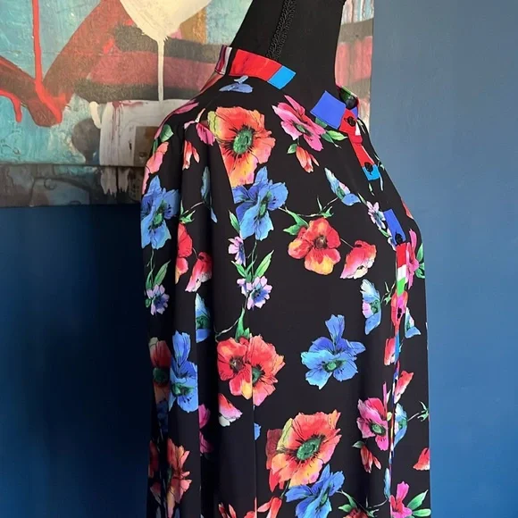 Slim Factor Colorful Floral Mixed Print Blouse - Picture 4 of 8